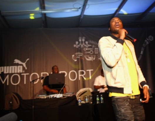 [CLAP FOR HIM] @MeekMill Signs Deal With Puma