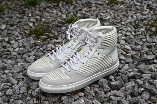 Fellas Check It Out: Balenciaga Spring/Summer 2013 White Pleated Sneakers