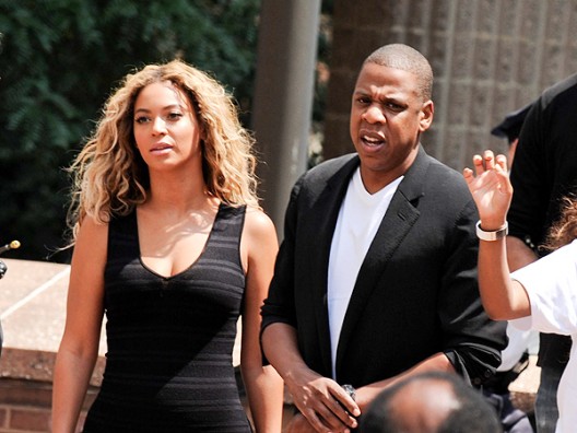 The Carters Head To Balitimore: Beyonce & Jay Z Visit The Family Of Freddie Gray