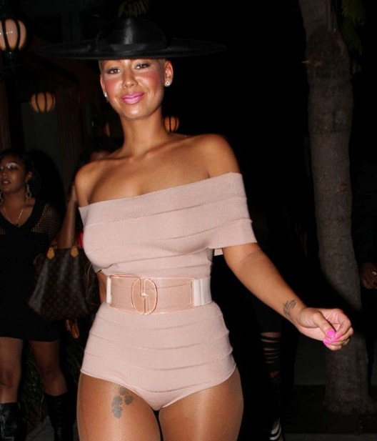 Looky Looky:Amber Rose in Her Birthday Suit...AGAIN [NSFW PHOTOS]