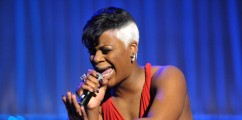Doctors Place Fantasia & Her Baby Making Hips on Bed Rest