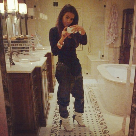 InstaFASHION: Kim Kardashian Shares Her Airport Fit With Instagram