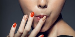 Ladies Would You Rock: KFC Creates Edible 'Finger Lickin' Good' Nail Polish That Taste Like Chicken