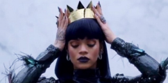 CLAP FOR HER: Rihanna Receives