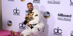 Drake Wins Big At The 2017 Billboard Music Awards